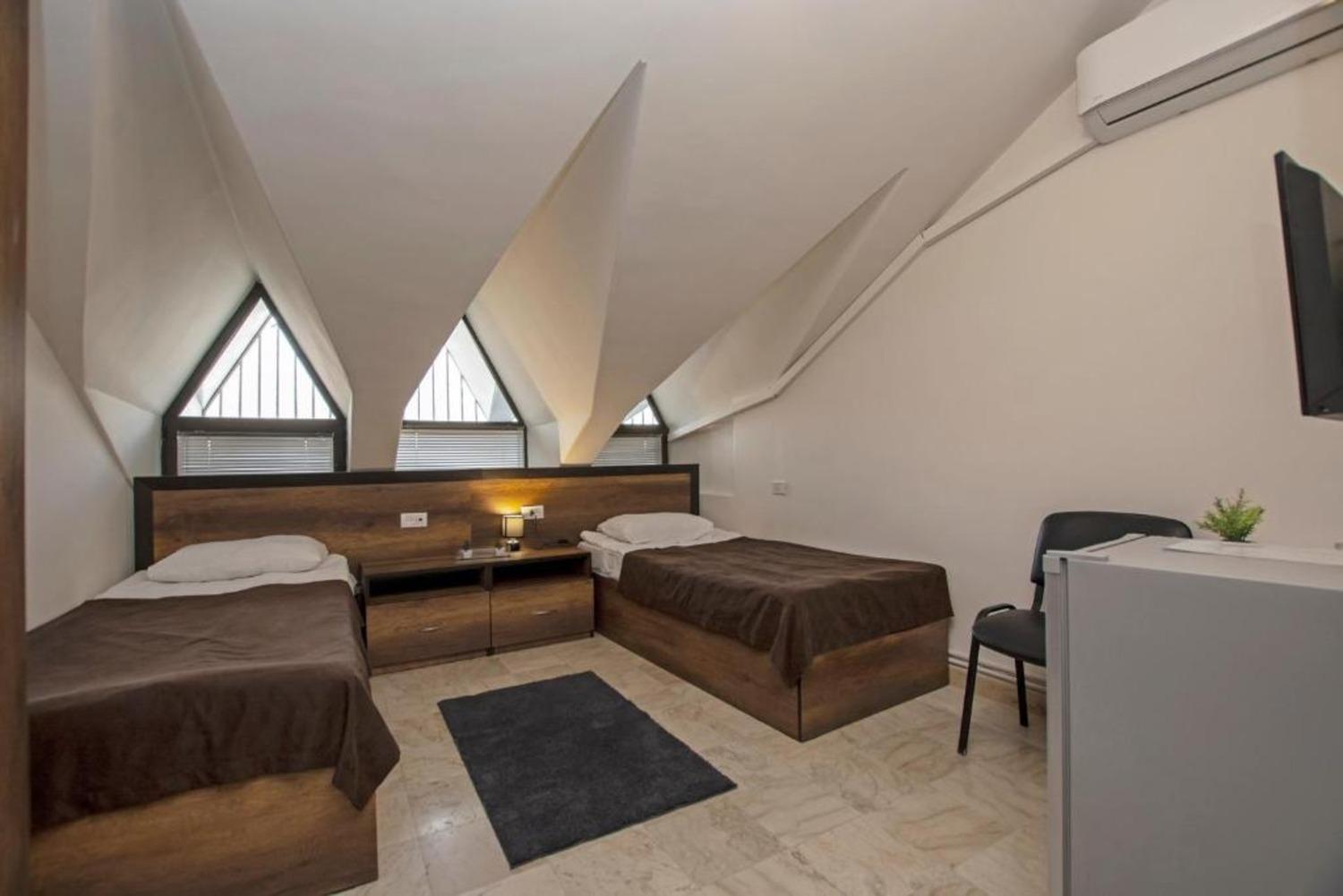 Hotel Season Γιερεβάν Εξωτερικό φωτογραφία
